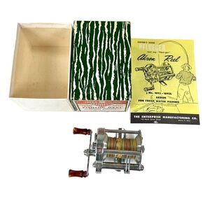 Vintage  Akron 1893-L Fishing Casting Reel  With Box And Guide Works